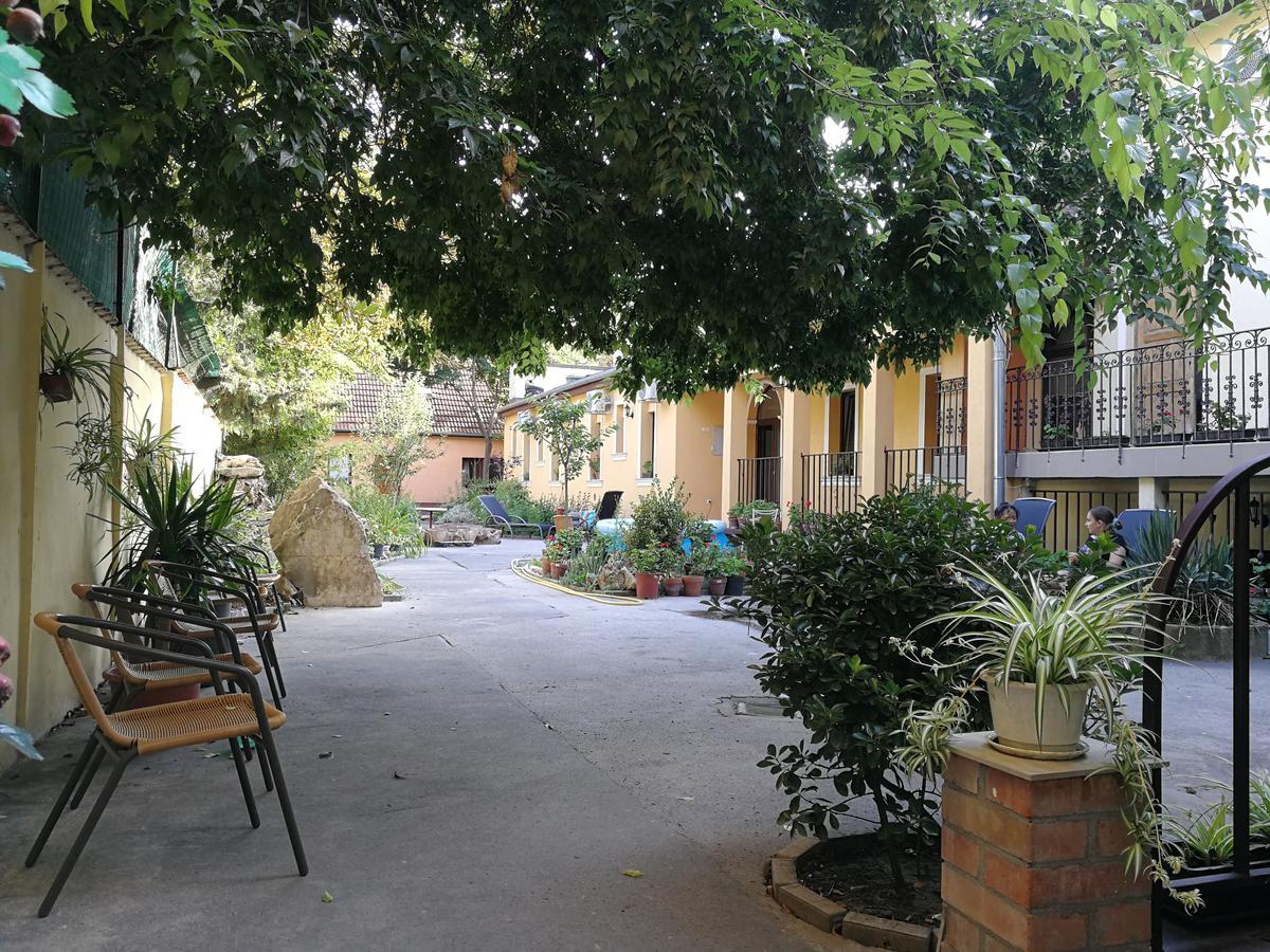 Budapest Garden Hotel بودابست المظهر الخارجي الصورة